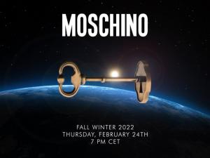 Moschino Fall Winter 2022 fashion show